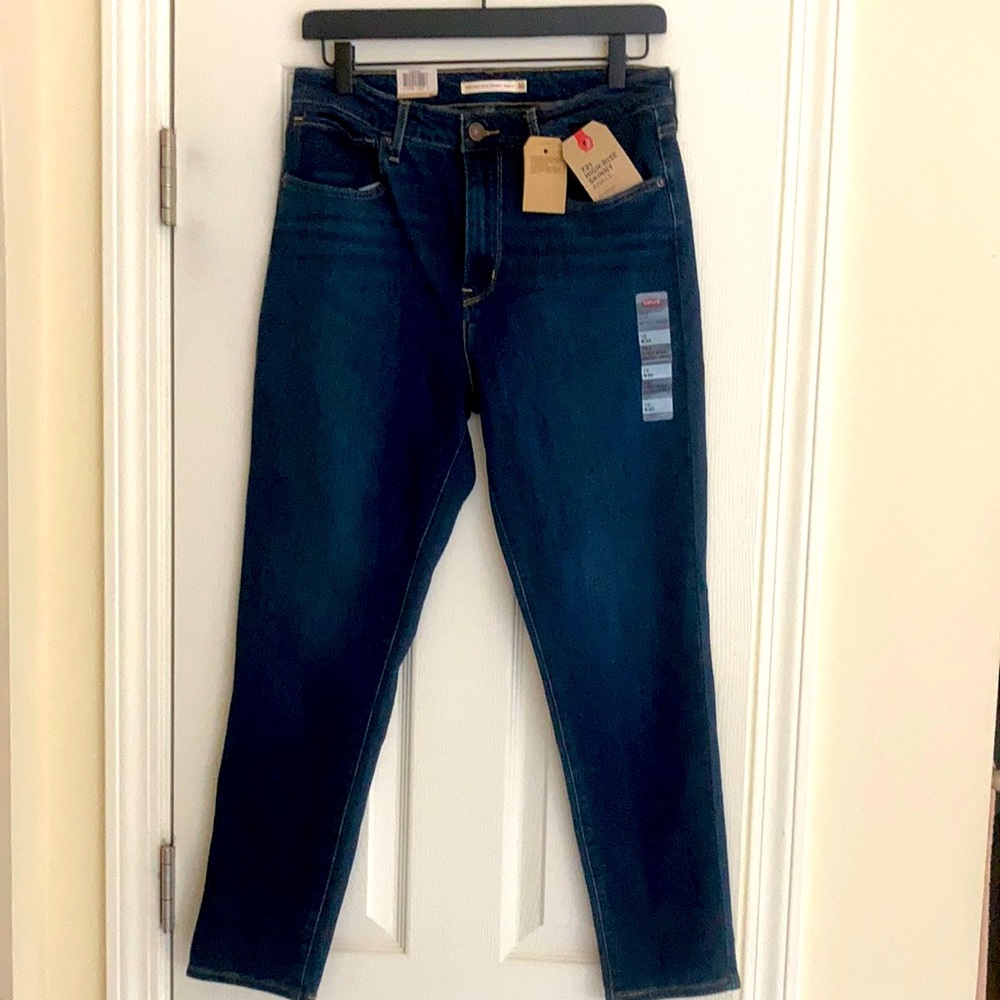 Levi’s 721 High-Rise Skinny Ankle with Hypersoft